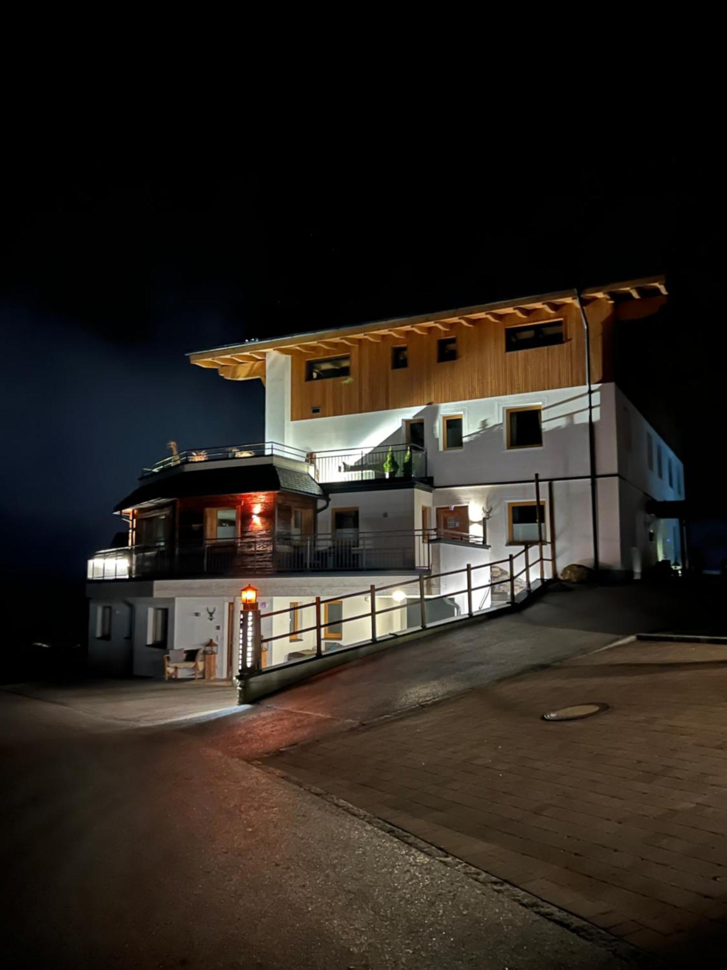 Luxus Ferienwohnung Almhuette Brixen im Thale Buitenkant foto